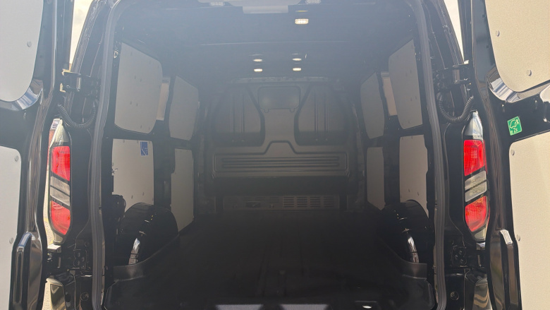 Ford Transit Custom 280 L1 Diesel Fwd 2.0 EcoBlue 136ps H1 Van Limited